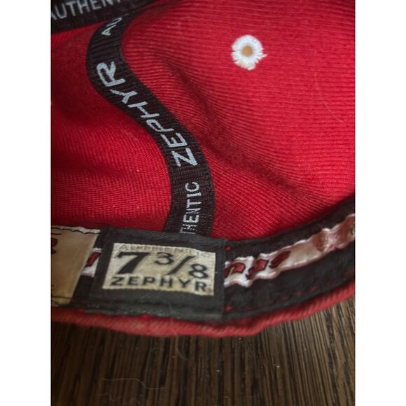 Detroit Red Wings Zephyr Adjustable Red Baseball Cap Hat Mens 7 3/8 - Picture 3 of 9